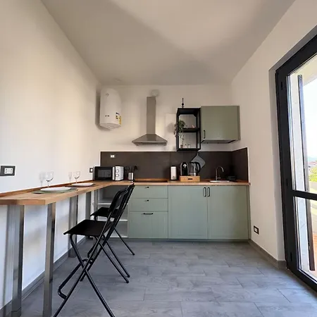 Brev Apartament *