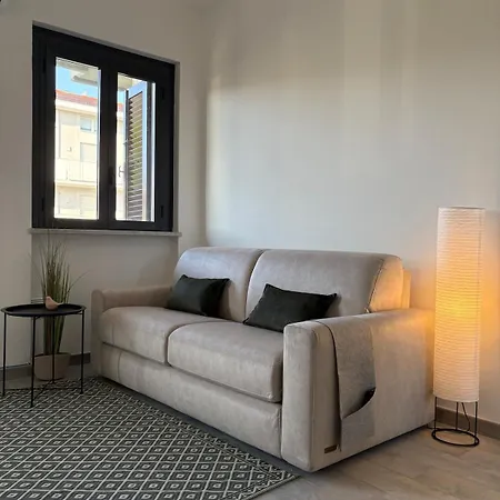 Brev Apartament