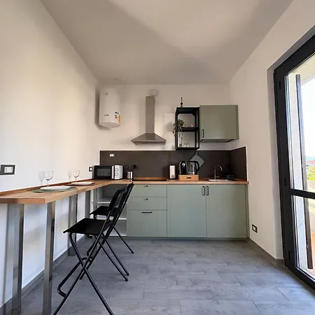Brev Apartman *